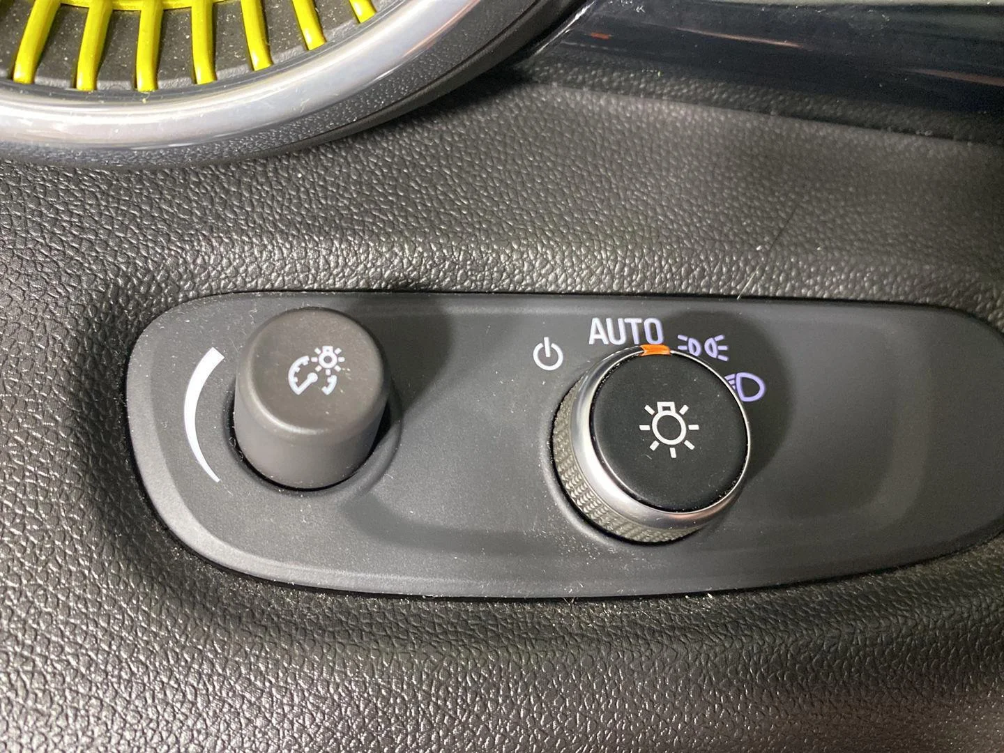 Used 2025 Nitro Yellow Metallic Chevrolet ACTIV image 22