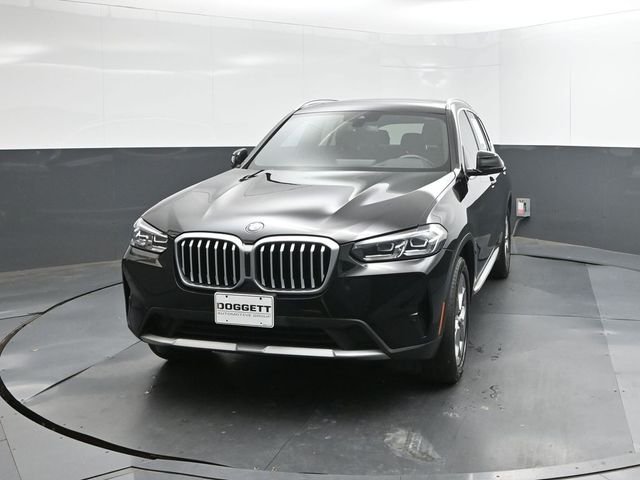 Used 2024 Black BMW xDrive30i image 22
