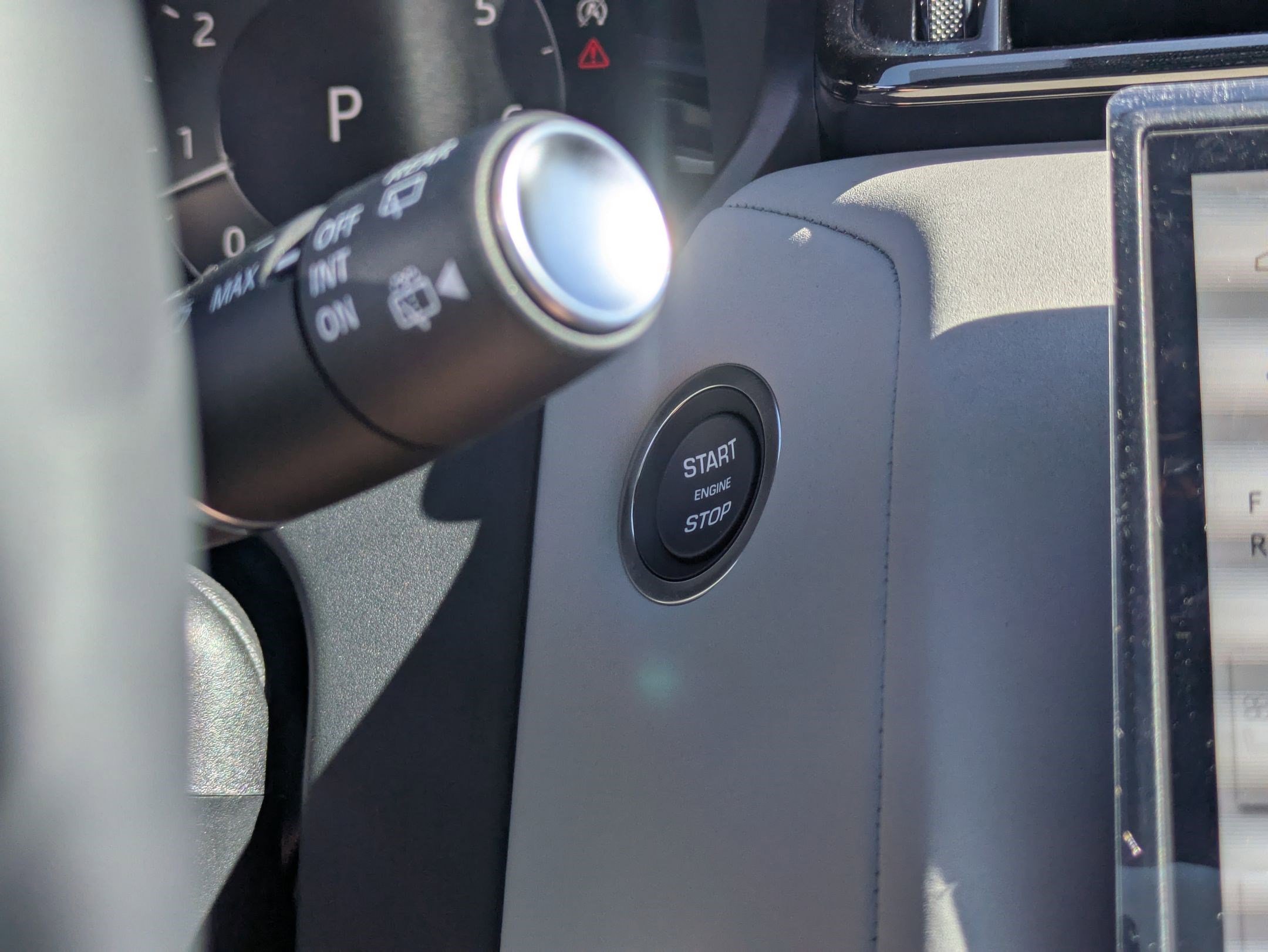 New 2026 Zadar Grey Land Rover P250 S image 36