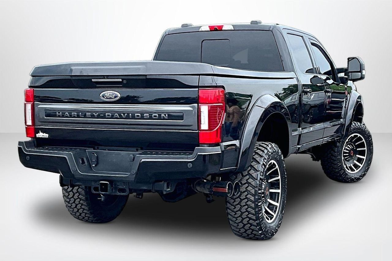 Used 2021 AGATE BLACK Ford LARIAT image 6