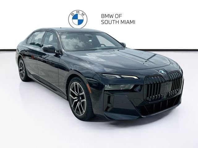 2023 BMW 7 Series 740i