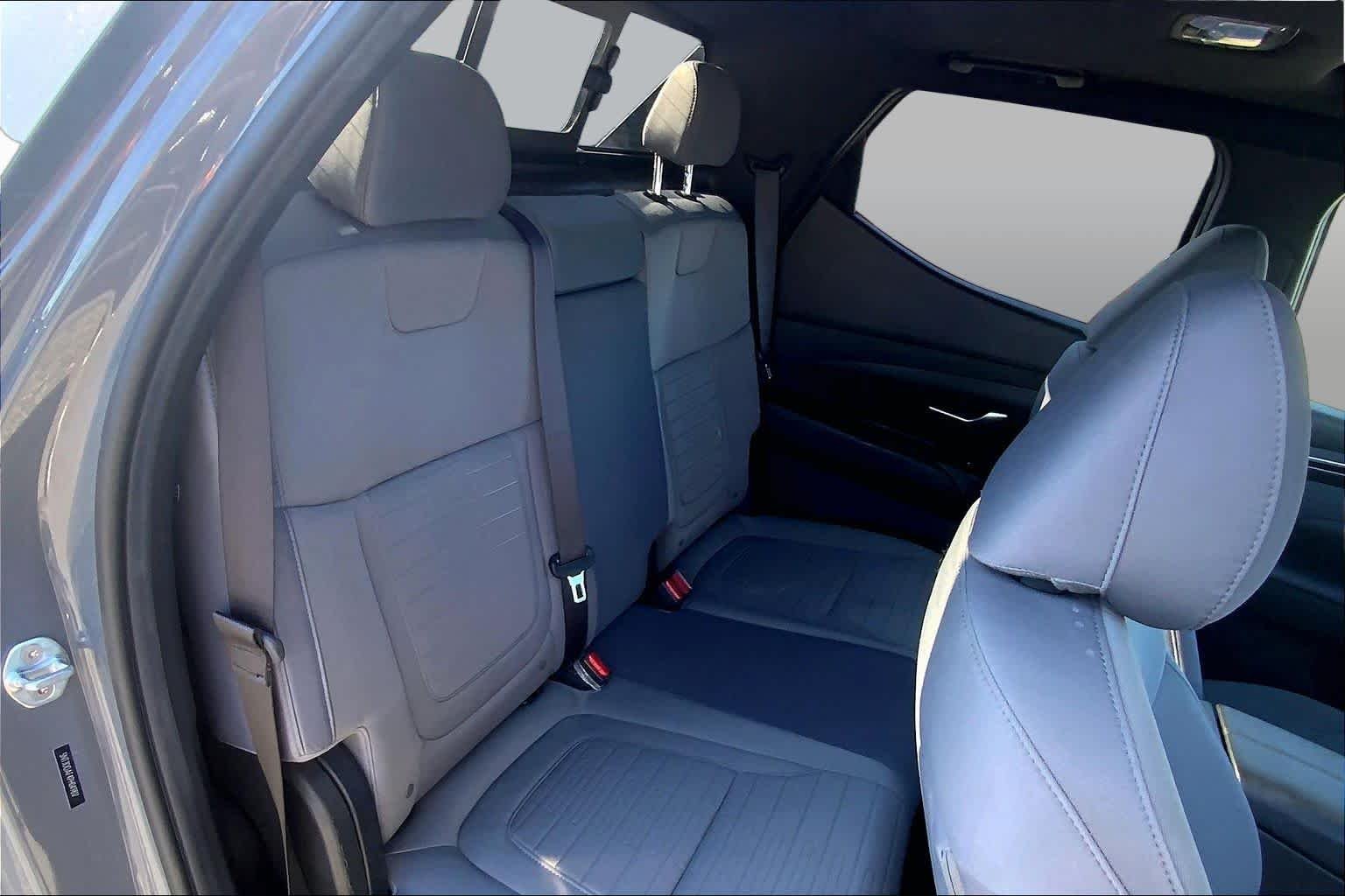 Used 2023 Hampton Gray Hyundai SEL Premium image 17