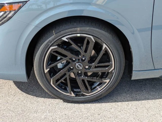 New 2026 Atlantic Gray Metallic Nissan SR image 4
