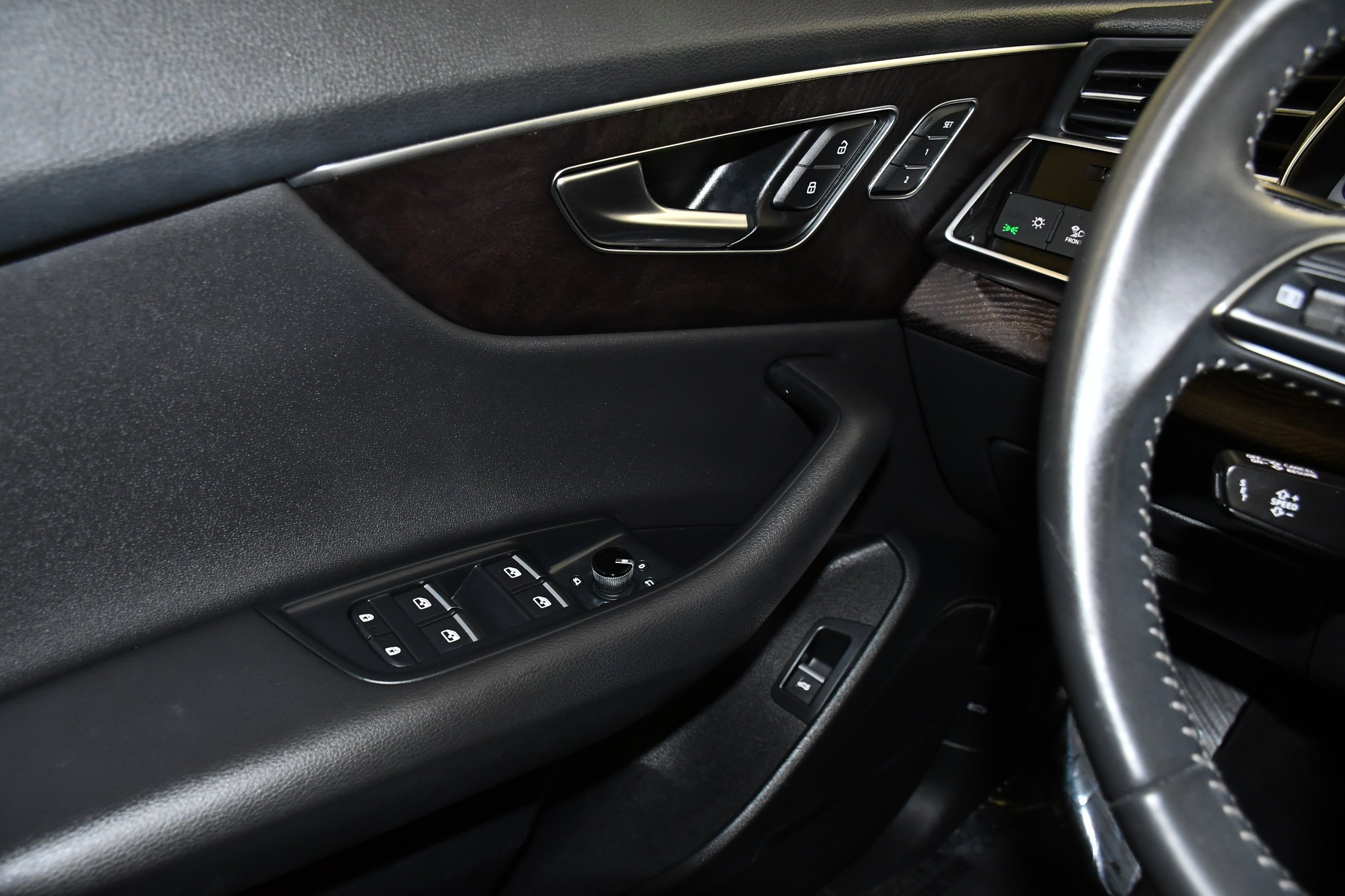 Used 2020 Orca Black Metallic Audi Premium Plus image 30