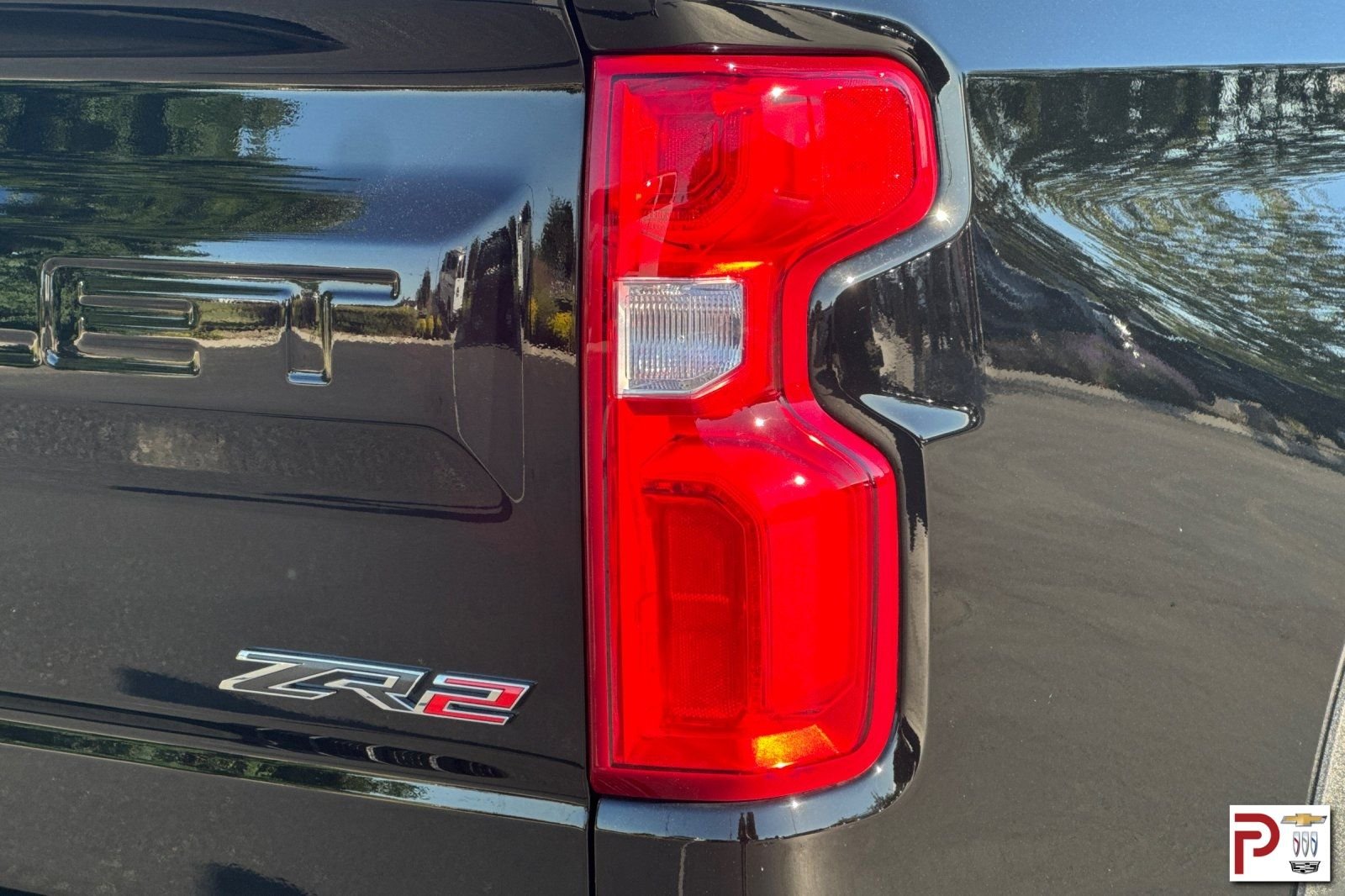 Used 2025 Black Chevrolet ZR2 image 34
