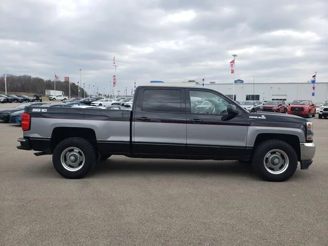 Used 2018 Black Chevrolet LT image 4