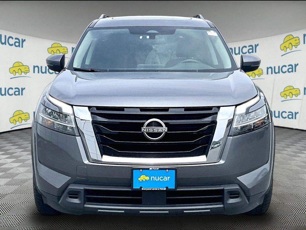 Used 2022 Gun Metallic Nissan SV image 2