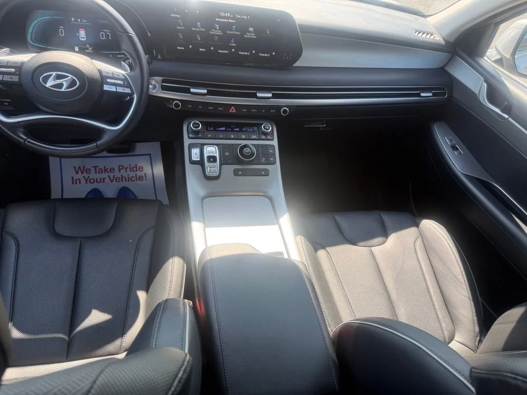 Certified Used 2025 Silver Hyundai SEL image 39