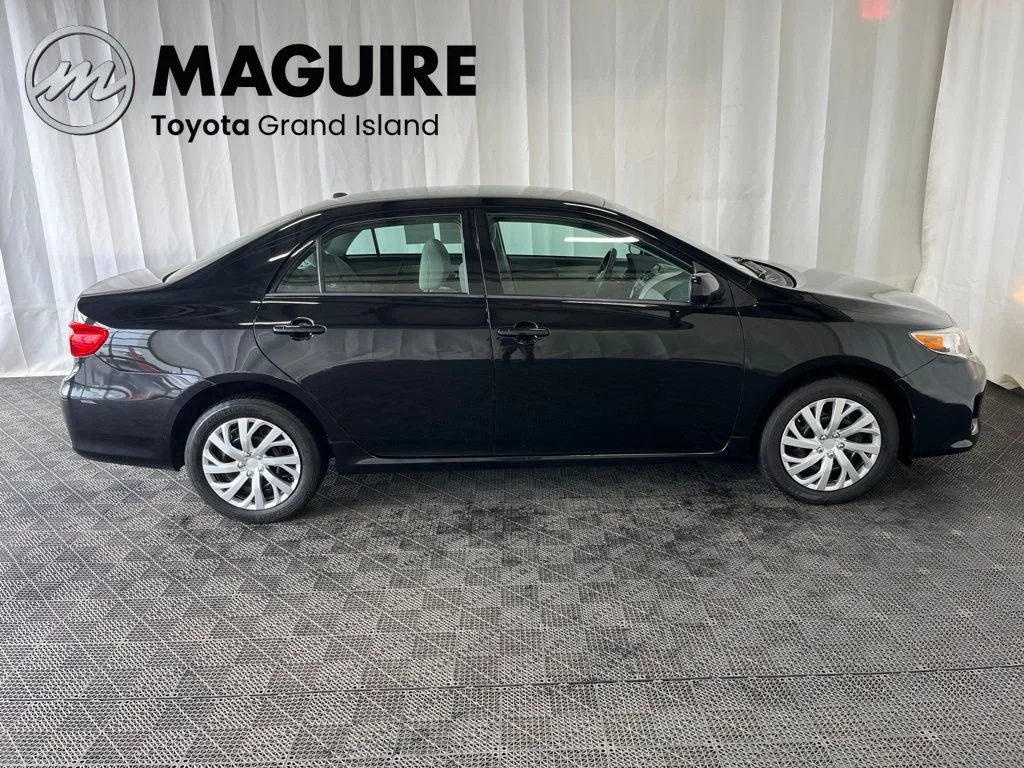 Used 2012 Black Toyota LE image 2