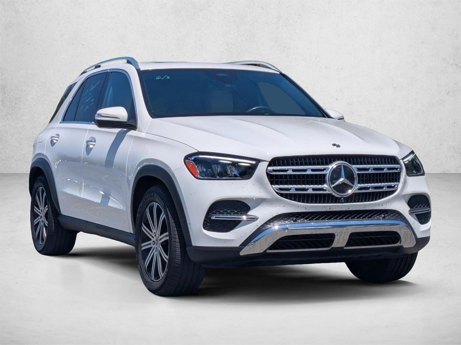 Used 2025 Polar White Mercedes-Benz GLE 350 image 3