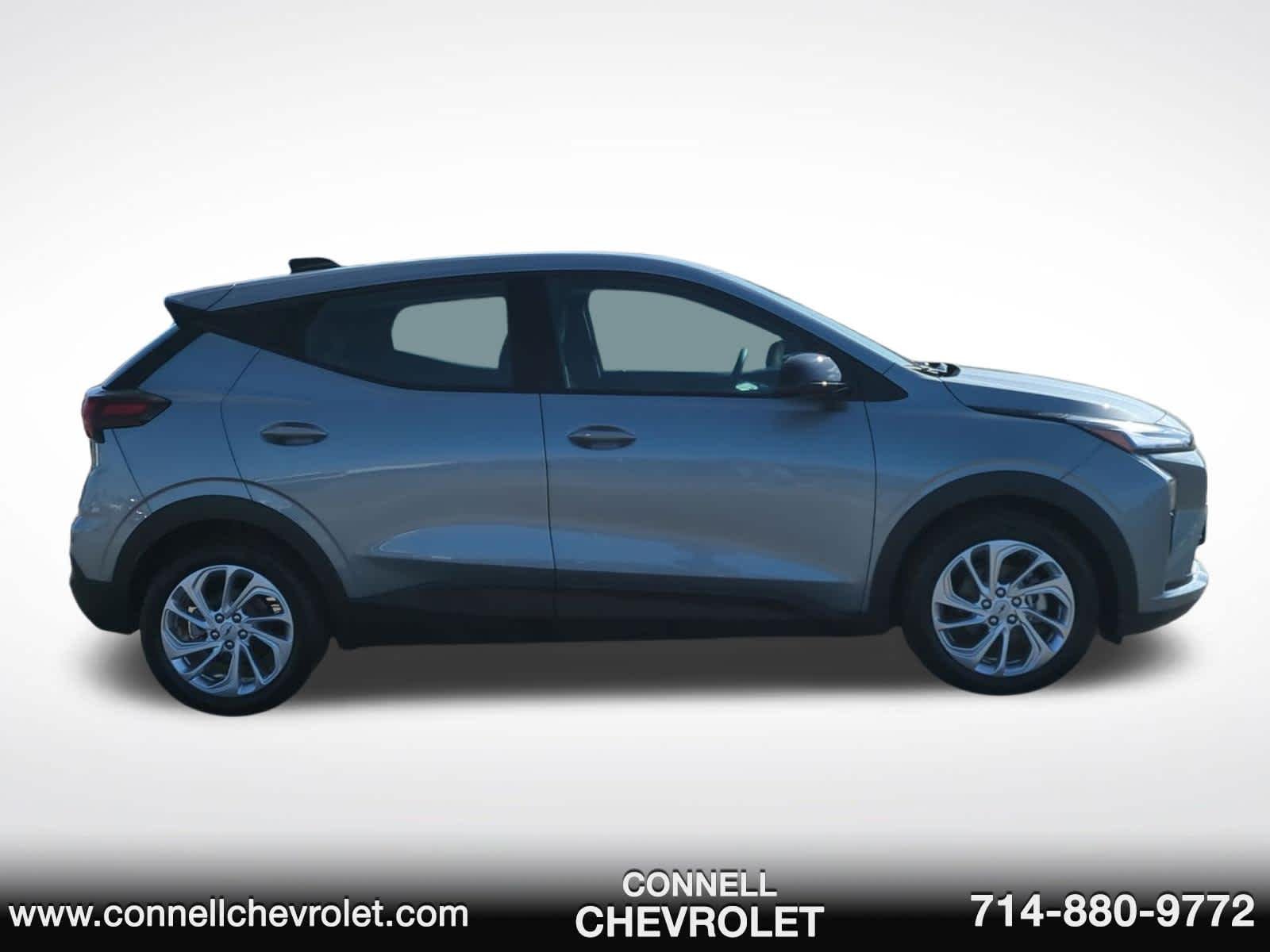 2027 Chevrolet Bolt LT - Photo 4