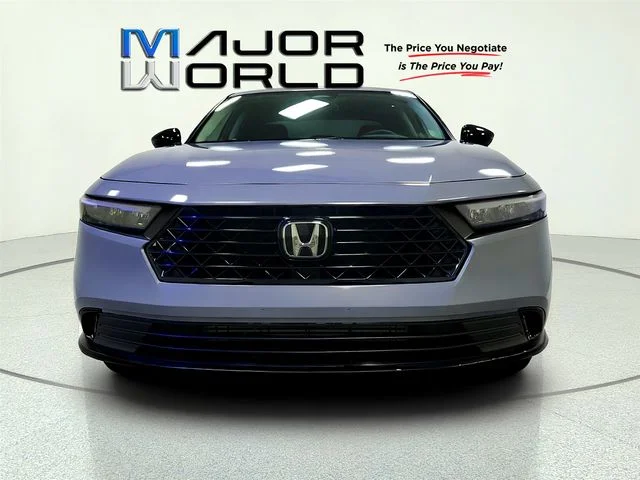 Used 2025 Gray Honda SE image 3