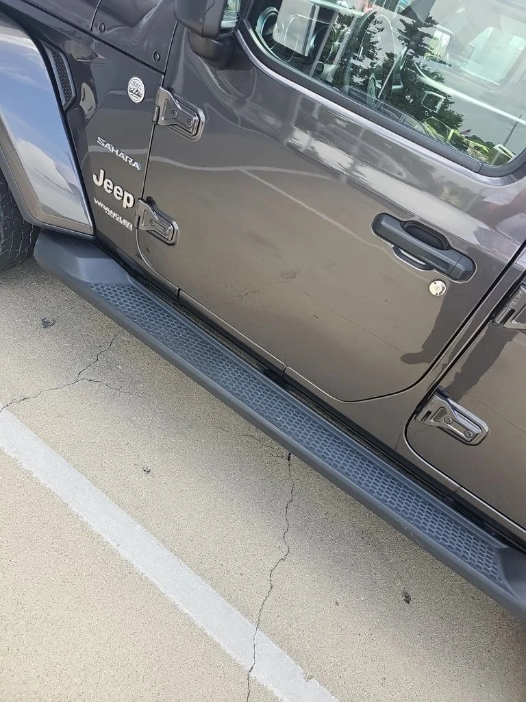 Certified Used 2018 Gray Jeep Unlimited Sahara image 9