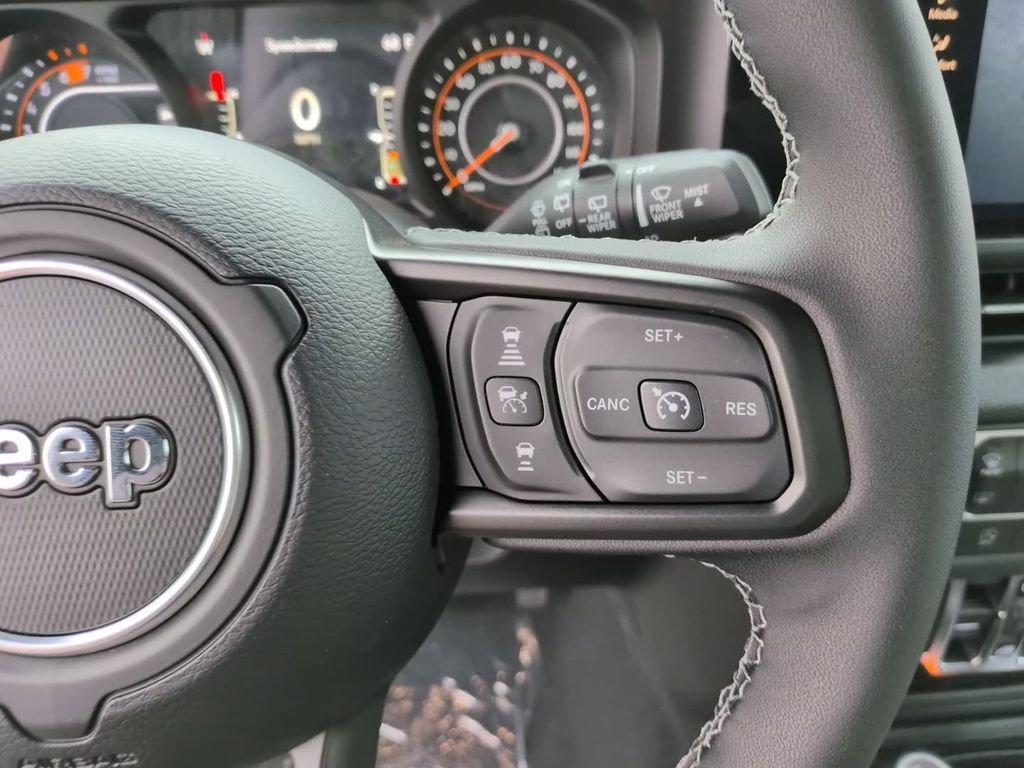 New 2026 Granite Crystal Metallic Clear-Coat Exterior Paint Jeep 85th Anniversary Edition image 22