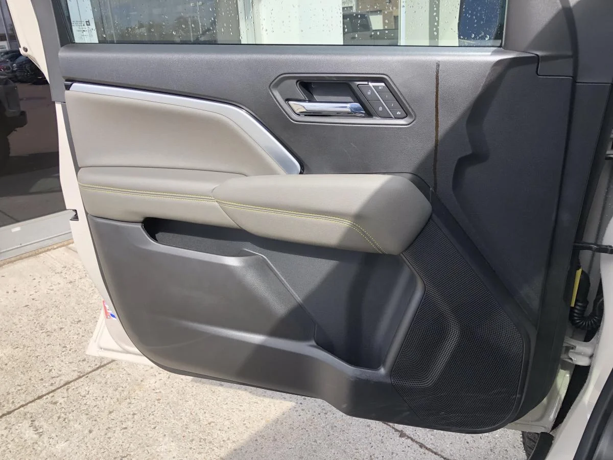 New 2026 White Chevrolet 4WD Crew Cab ZR2 image 17
