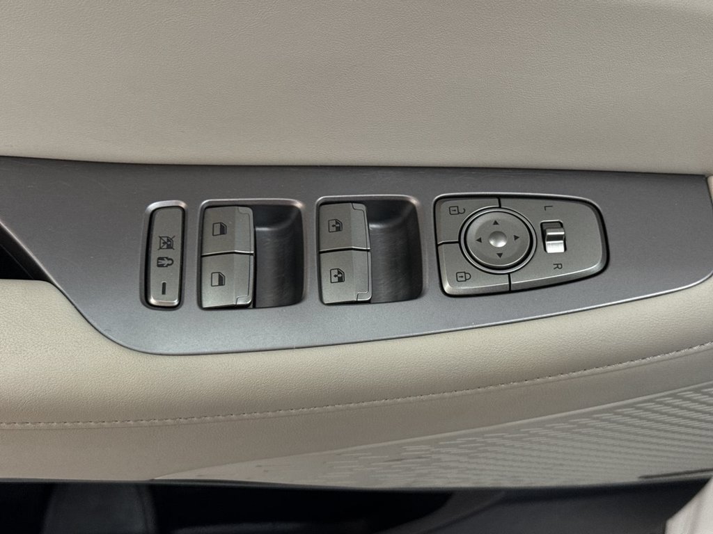 Used 2024 White Hyundai Limited image 15