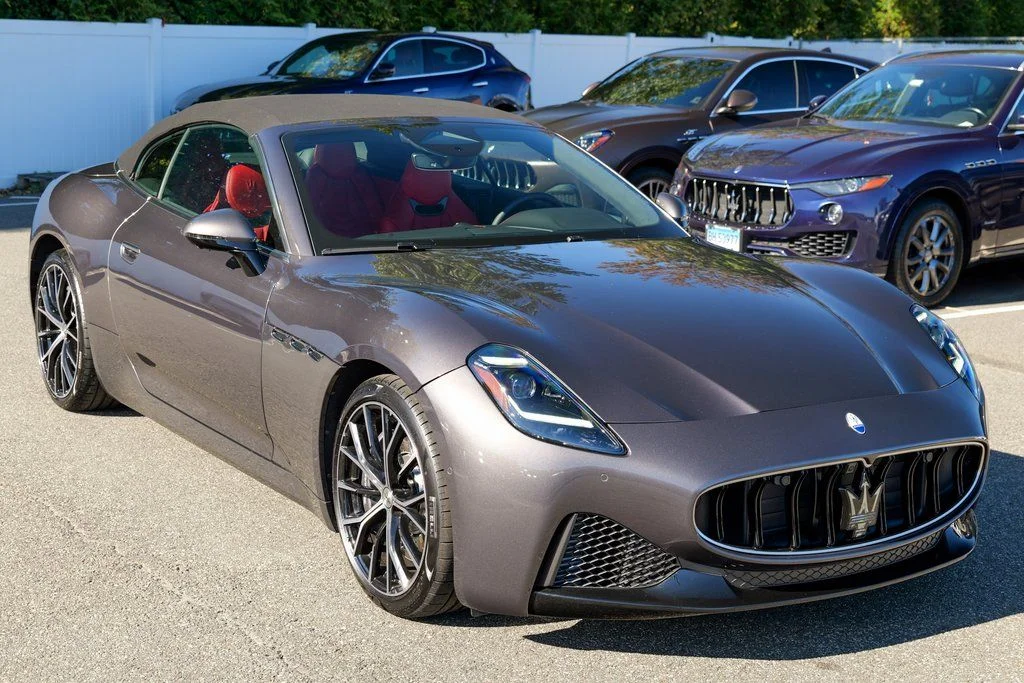 2026 Maserati GranCabrio Base | CarEdge | CarEdge