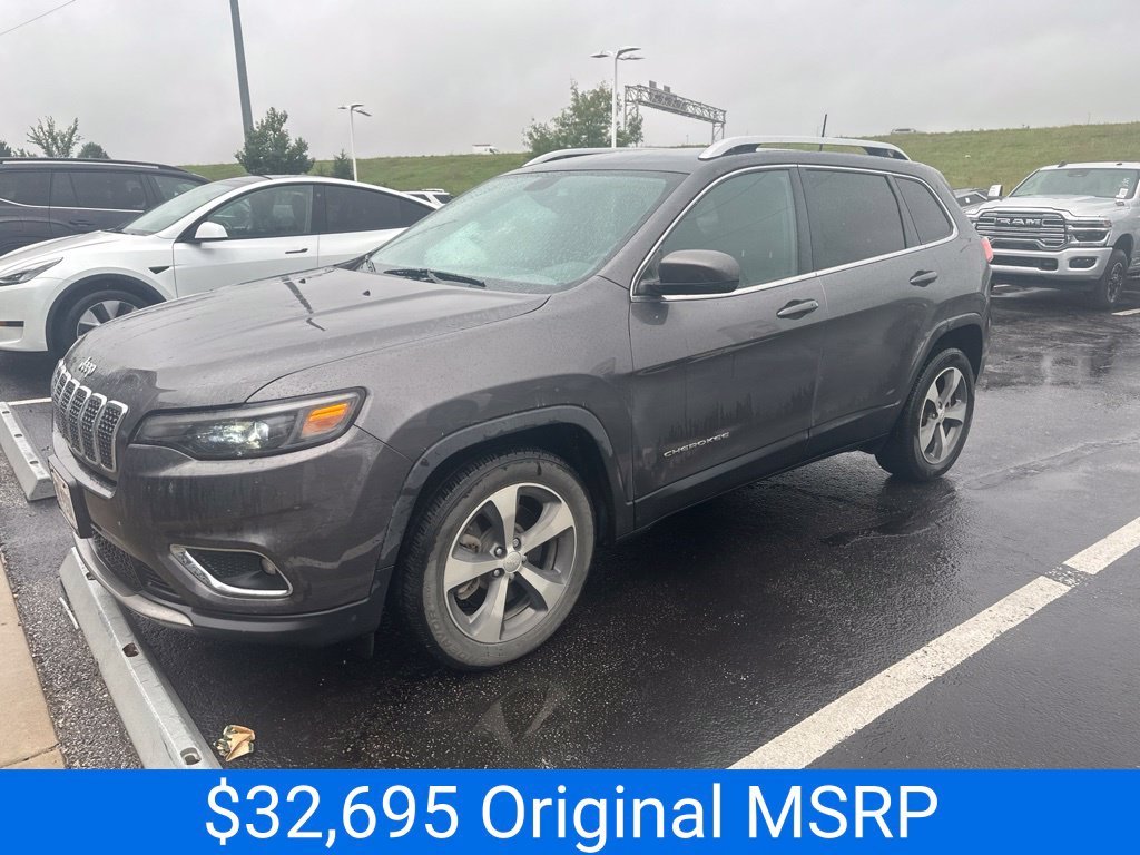 Used 2019 Gray Jeep Limited image 1