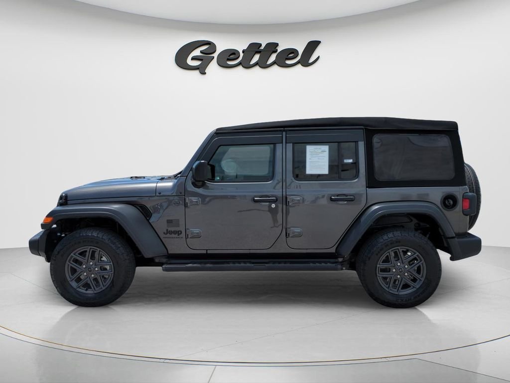Used 2024 Gray Jeep Sport S image 8