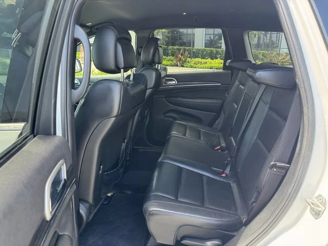 Used 2019 White Jeep Limited image 13