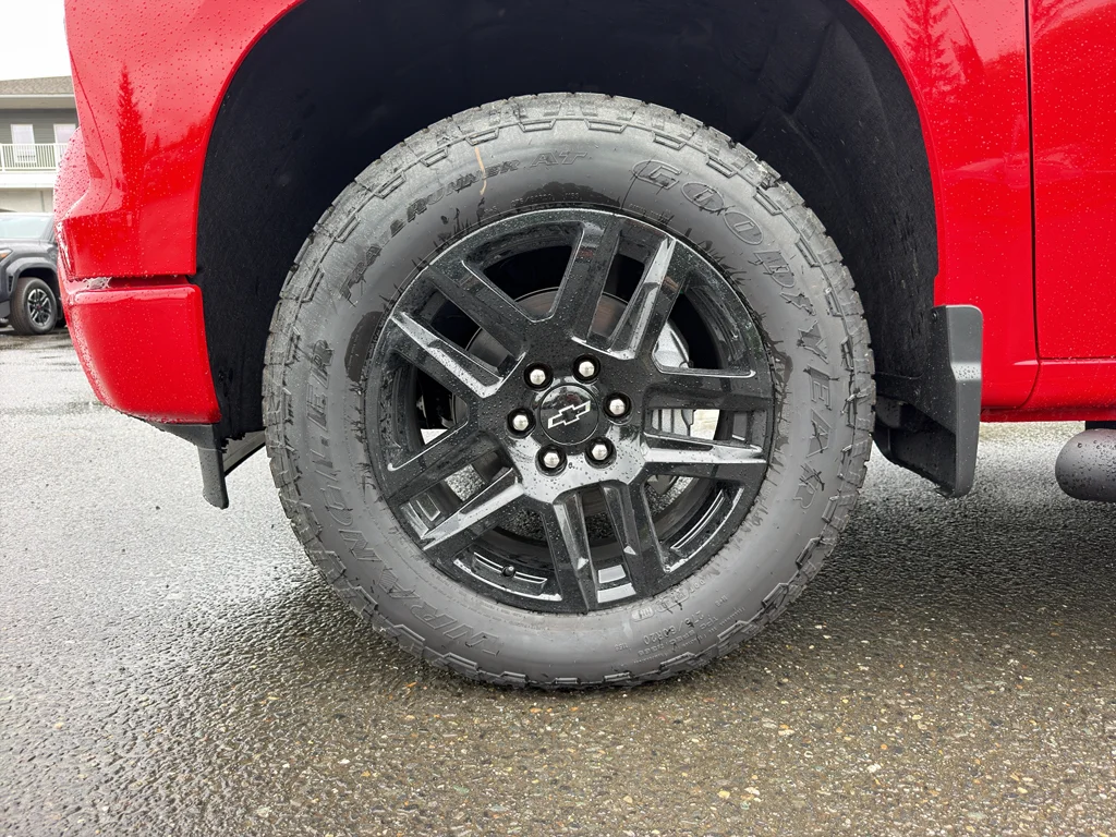 2026 Chevrolet Silverado 1500 Custom - Photo 9