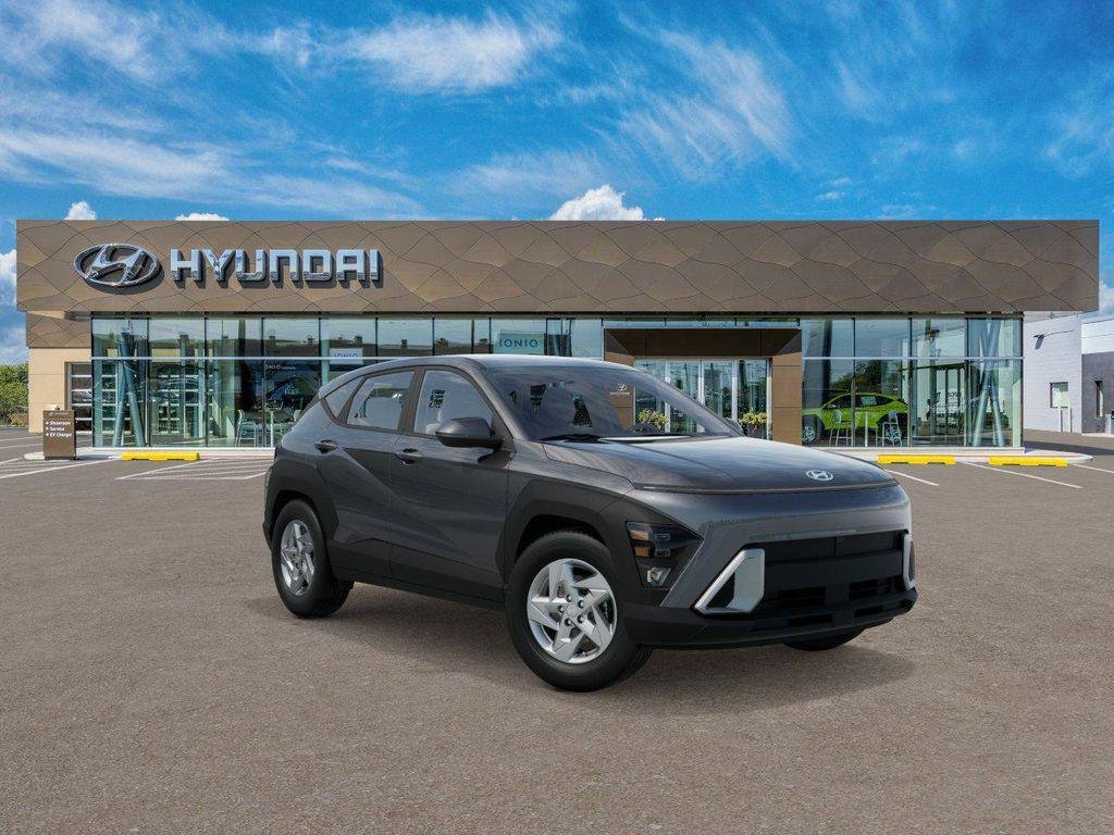 New 2027 Gray Hyundai SE image 2