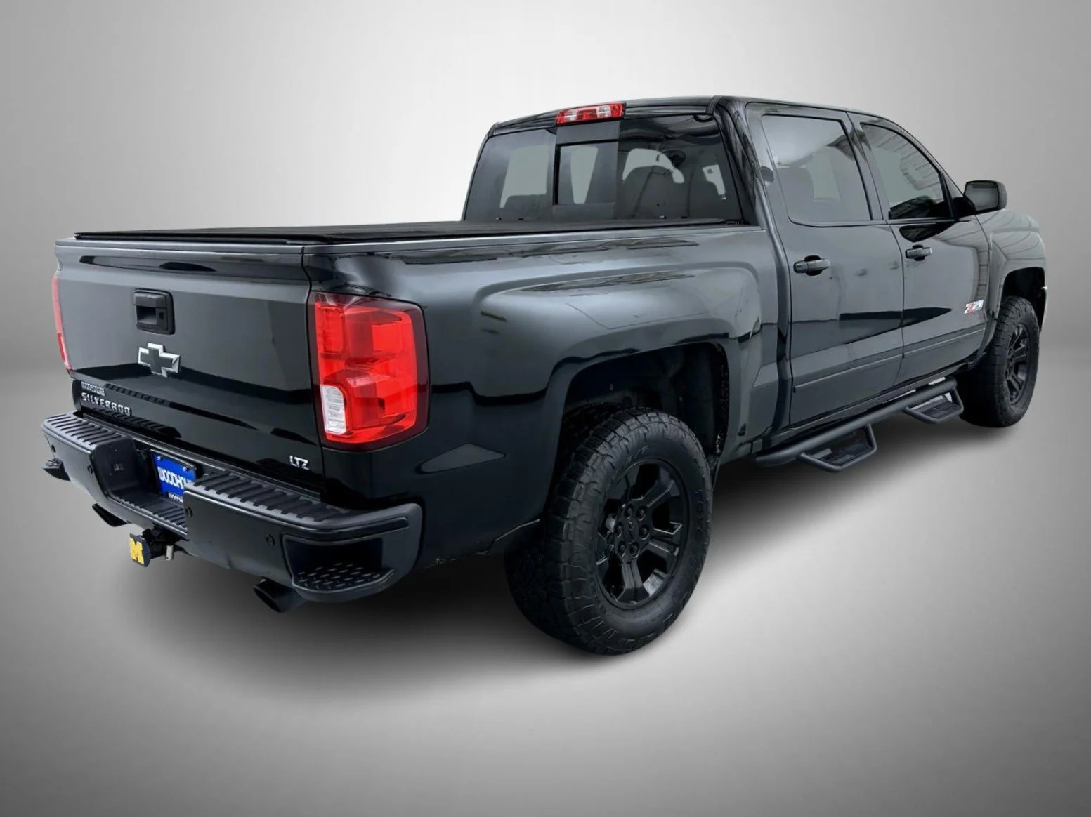 Used 2018 Black Chevrolet LTZ image 5
