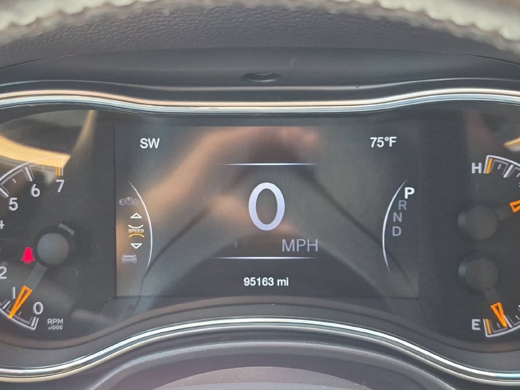 Used 2020 Gray Jeep Limited image 16