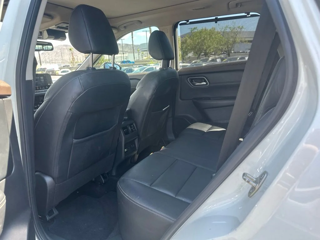 Certified Used 2021 White Nissan SL image 8