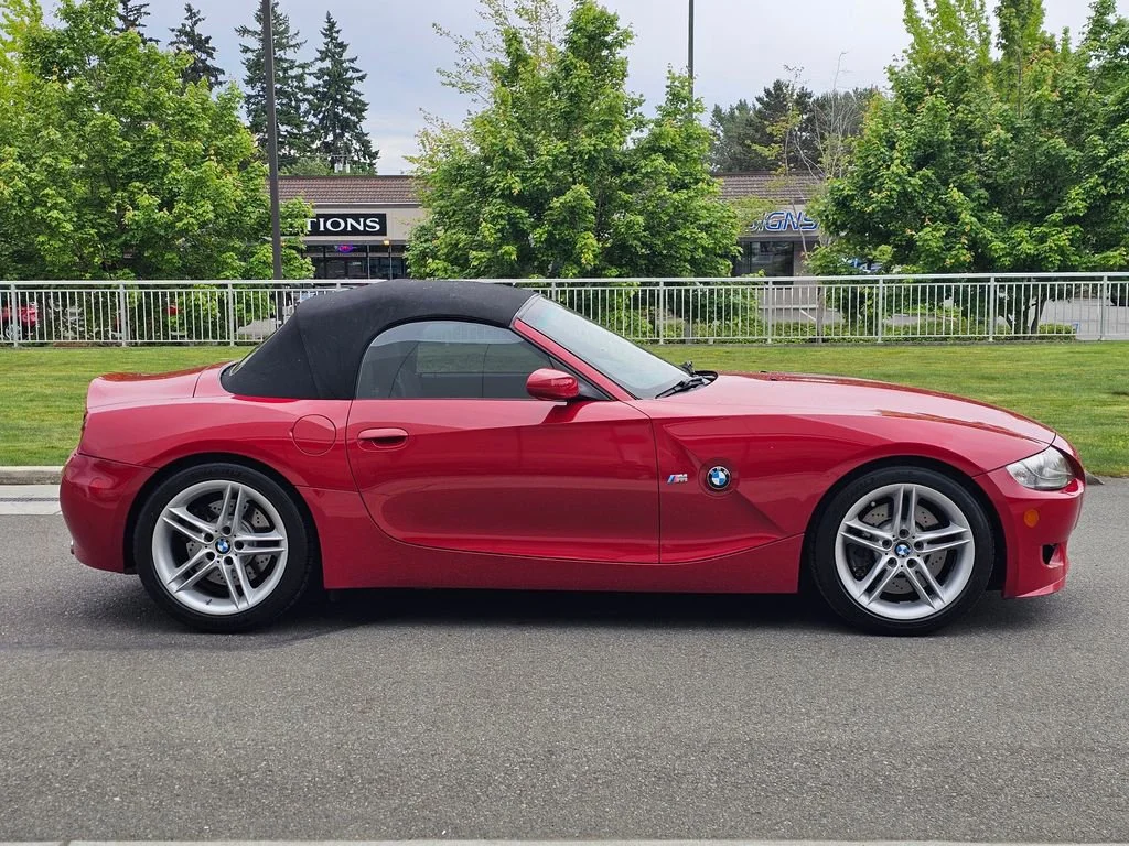 Used 2007  BMW M image 6