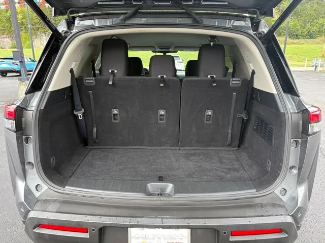 Used 2025 Gray Nissan SV image 21