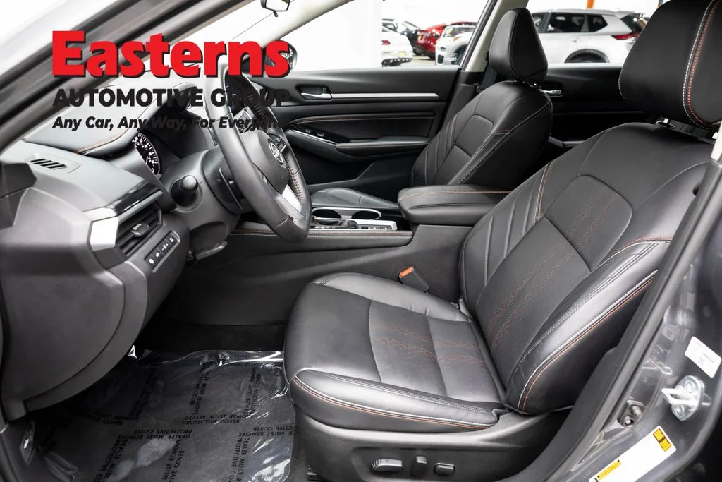 Used 2023 Gray Nissan 2.0 SR image 14