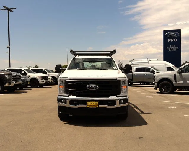 New 2026 Oxford White Ford XL image 2