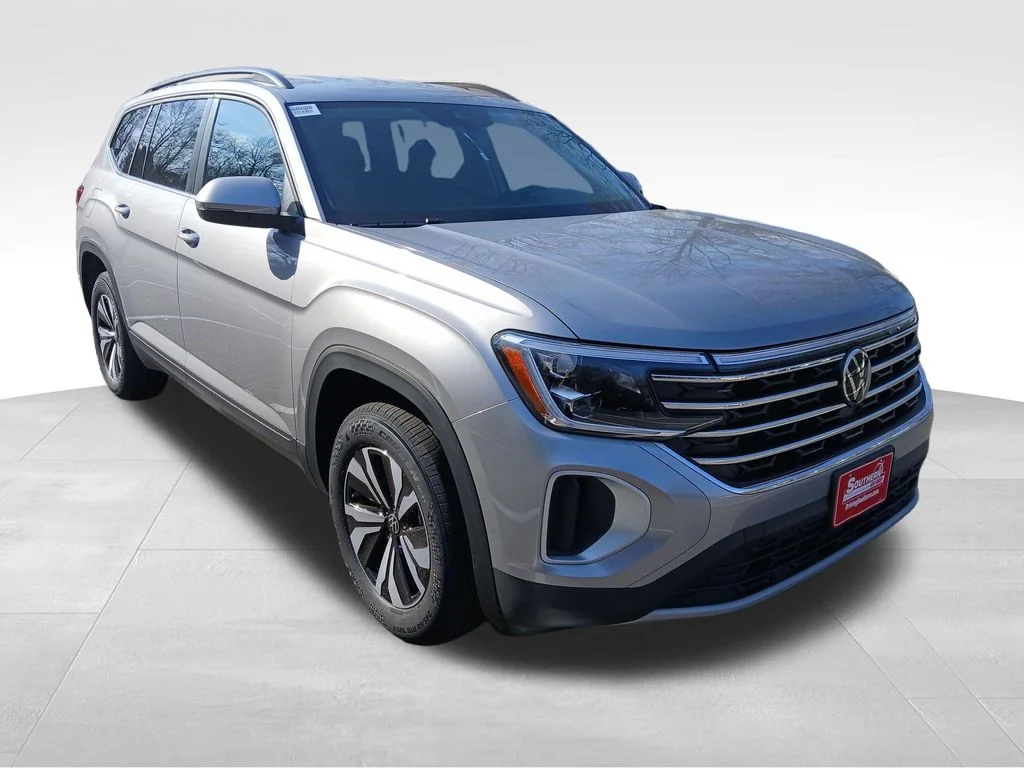 New 2026 Silver Volkswagen 2.0T SE image 7