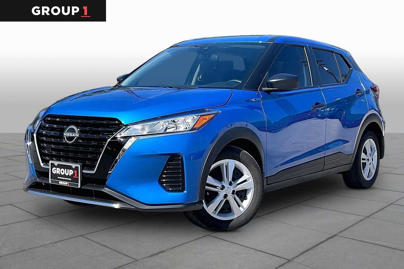 Pre-Owned 2025 Nissan Kicks Play S Pre-Owned 2025 Nissan Kicks Play S