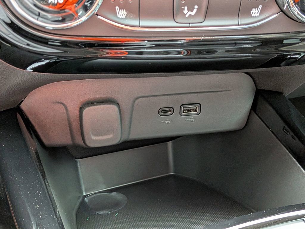 2026 Chevrolet Trax Activ - Photo 31