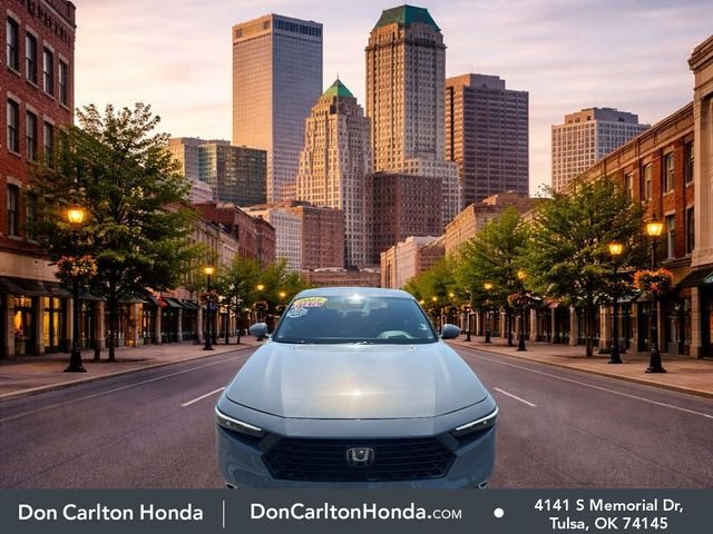Used 2025 Urban Gray Pearl Honda Touring image 2