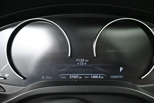 Used 2021 Black BMW sDrive30i image 12