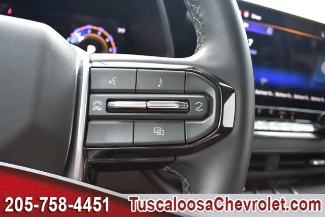 Used 2026 Summit White Chevrolet WT image 28