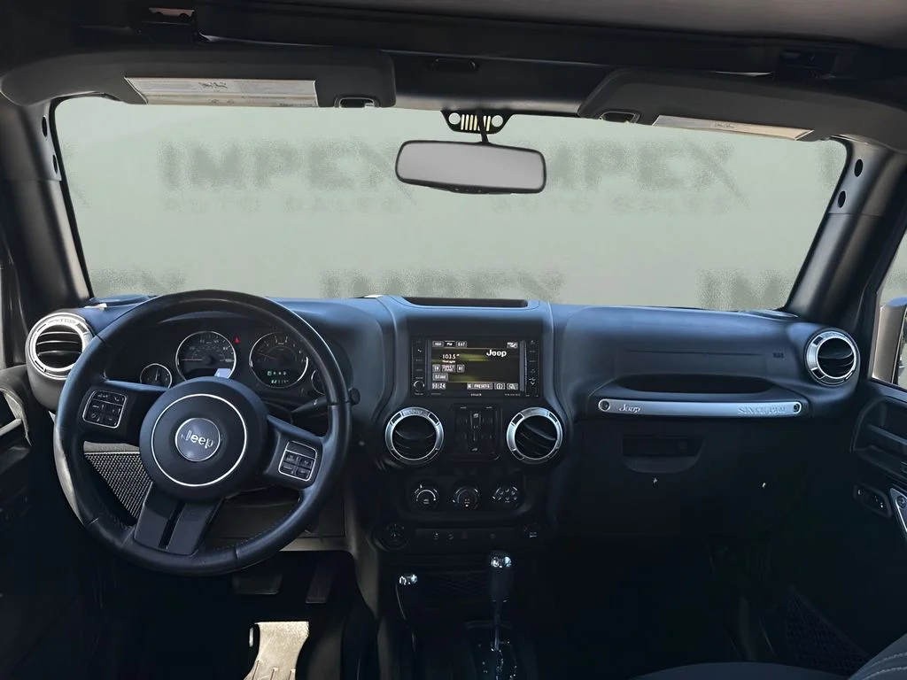 Used 2017 Gray Jeep Unlimited Sahara image 13