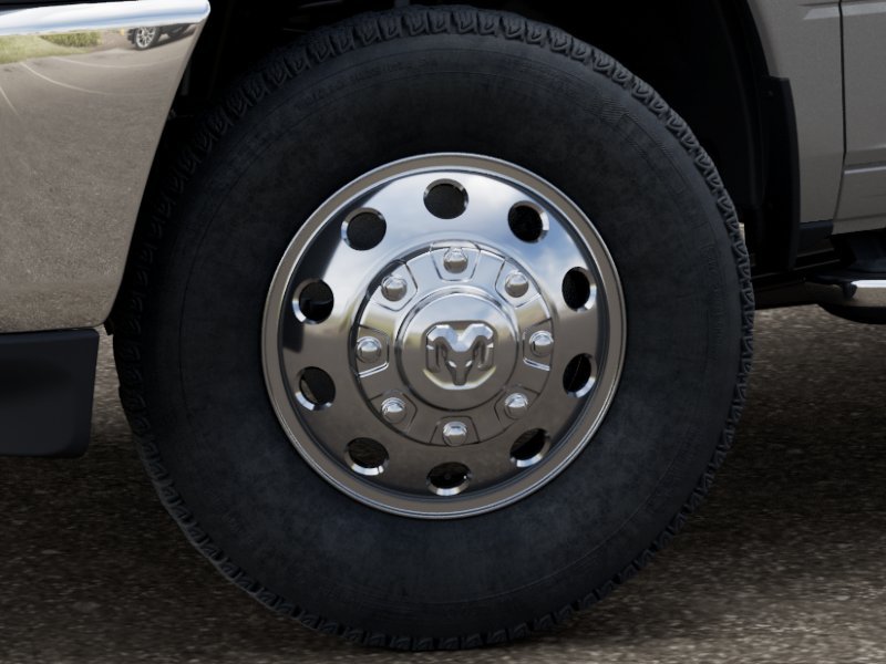 New 2026 Silver-Zynith Exterior Paint RAM BIG HORN image 4