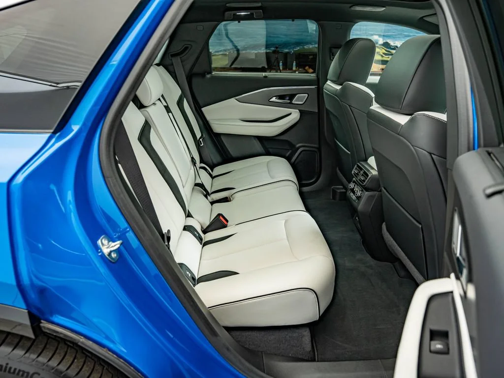 Used 2024 Blue Acura Type S image 37