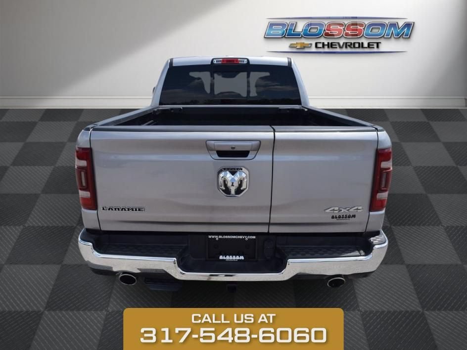 Used 2023 Billet Silver Met Ram Laramie image 6