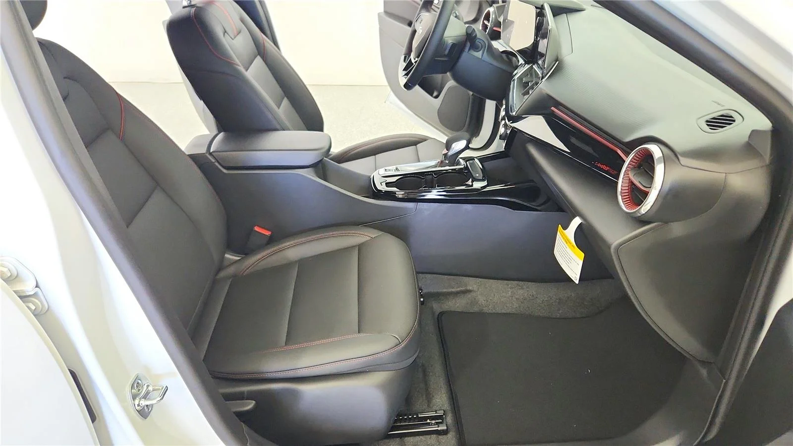2026 Chevrolet Trax RS - Photo 36