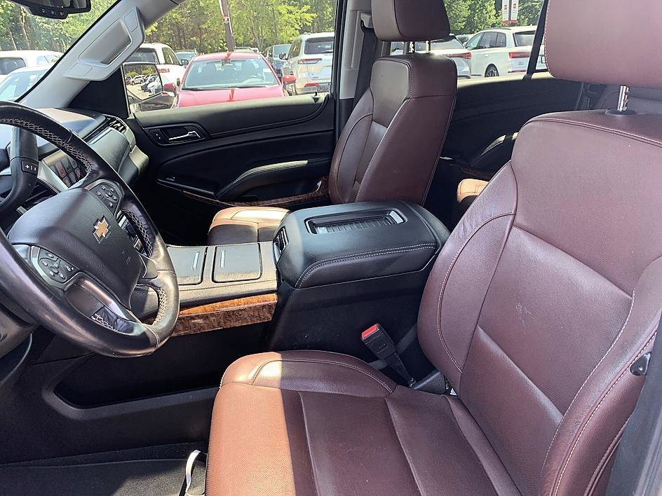 Used 2019 Summit White Chevrolet Premier image 11