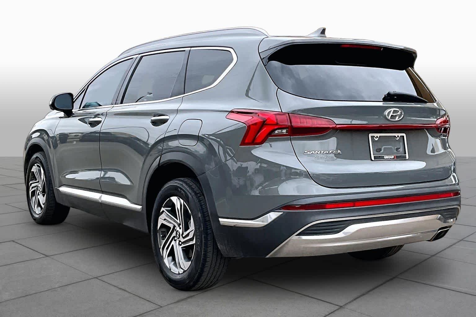 Used 2023 Hampton Gray Hyundai SEL image 11