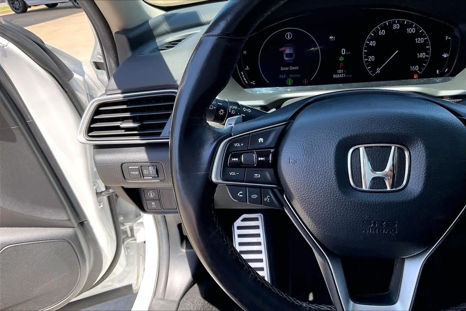 Used 2021 Platinum White Pearl Honda Sport SE image 23