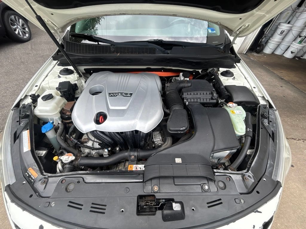 Used 2013 Black Kia LX image 10