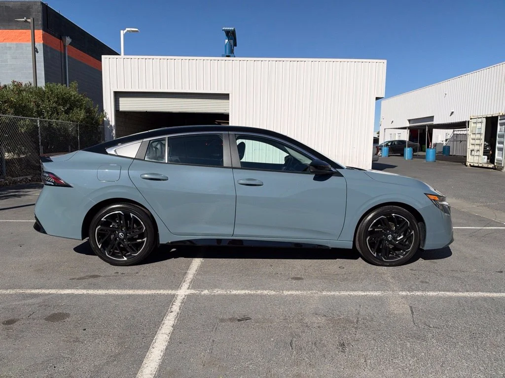 Used 2026 Gray Nissan SR image 6
