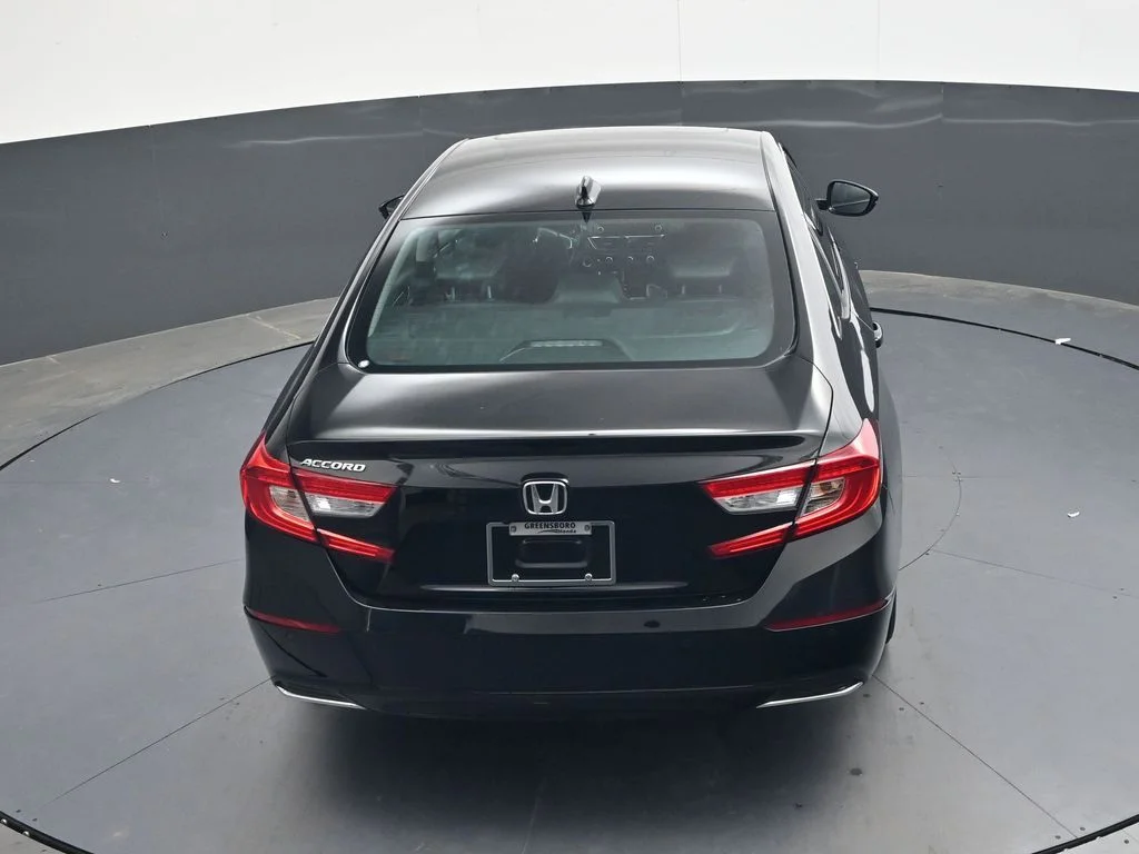 Used 2022 Crystal Black Pearl Honda EX-L image 28